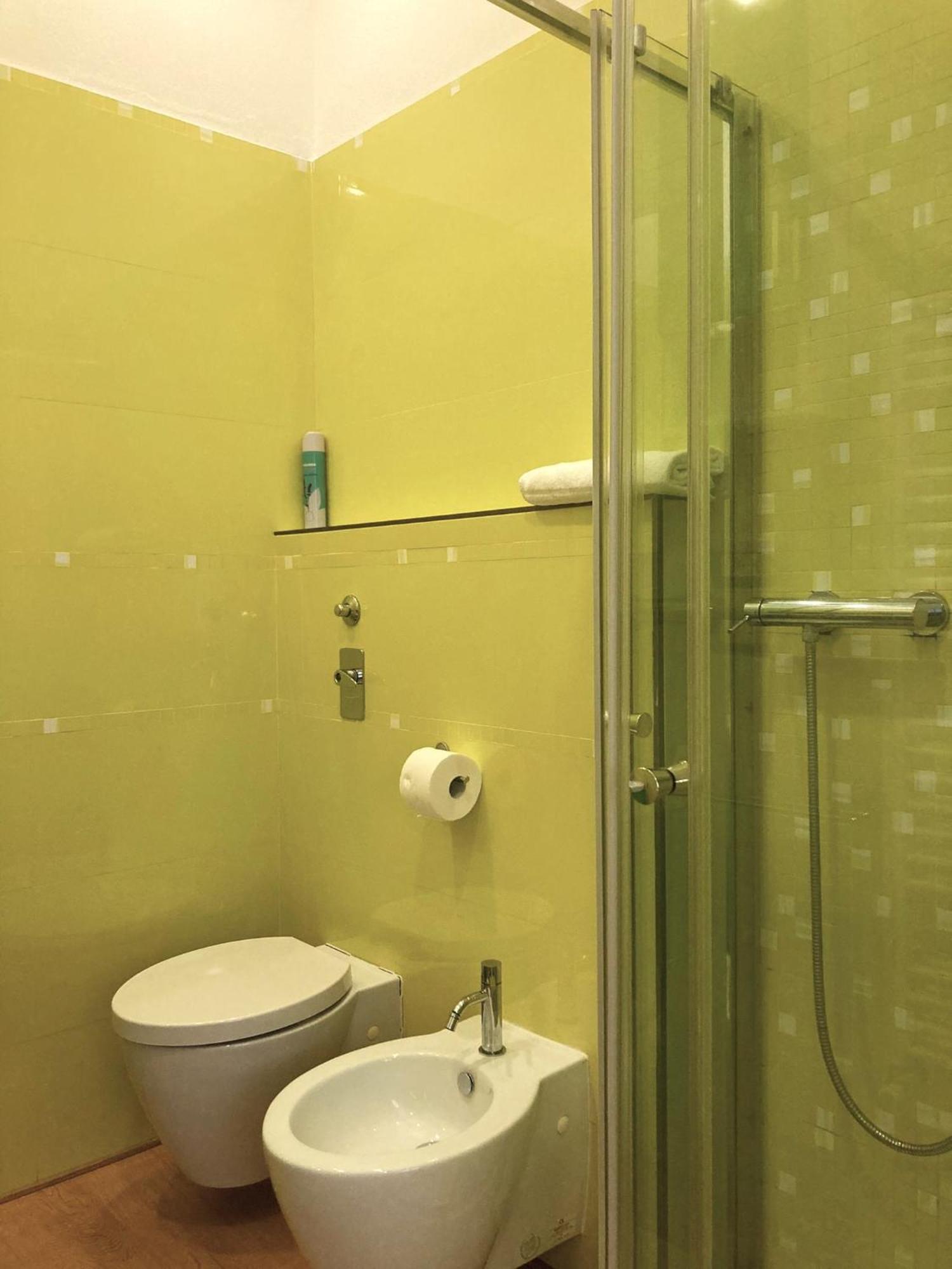 Fiuggi Apartment มิลาน ภายนอก รูปภาพ